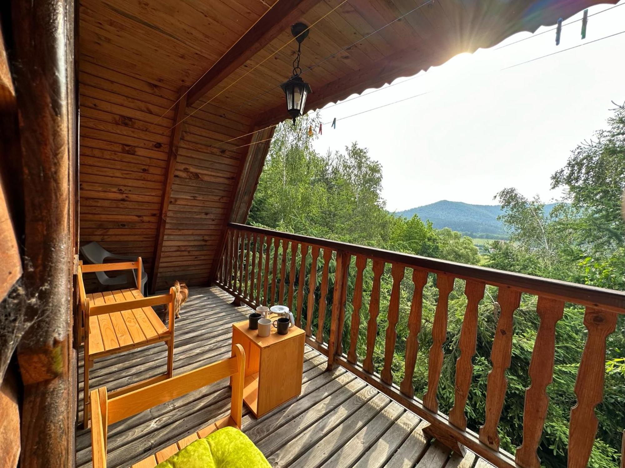 Domek Na Gorze Z Pieknym Widokiem บูโควิเอซ ภายนอก รูปภาพ